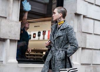 how to dress like a londoner stroll